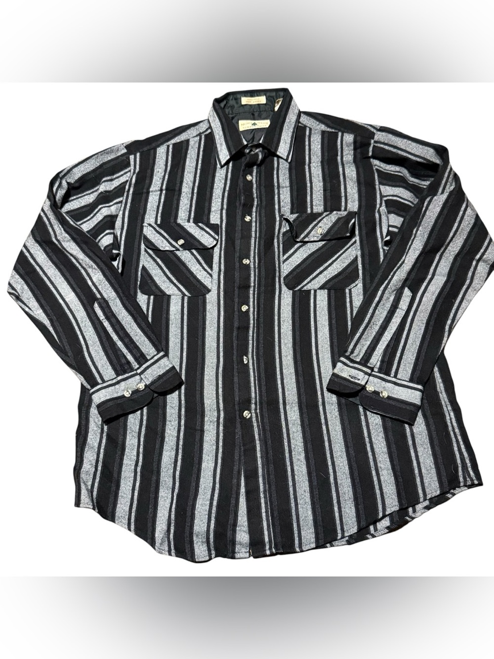 VTG Northwest Territory Men's Large Tall Long Sleeve Flannel Black Gray Stripe